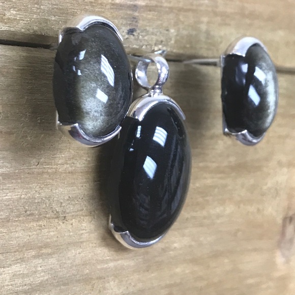 Set - Picture 3 of 8