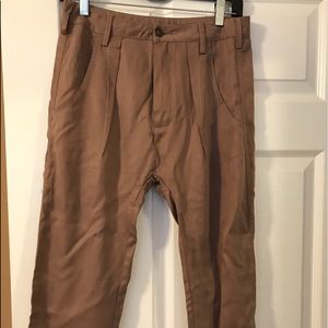 Knot Sisters Blush Capri Trouser