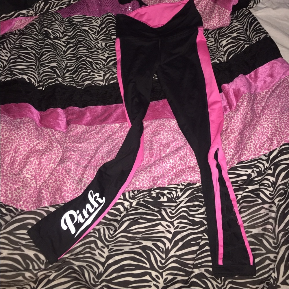 Victoria's Secret vs pink ultimate leggings