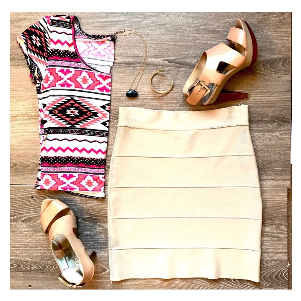 BCBGMaxAzria Bandage Mini Skirt