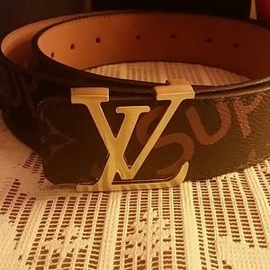 LOUIS VUITTON X SUPREME BELT