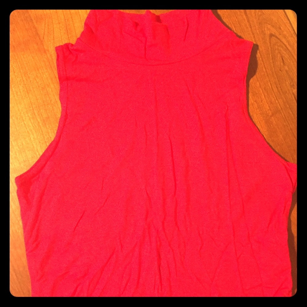 Cropped red mock neck tank