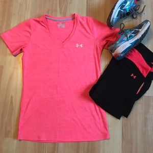 Under Armour Loose Fit Shirt