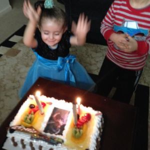 Meet your Posher, Essam