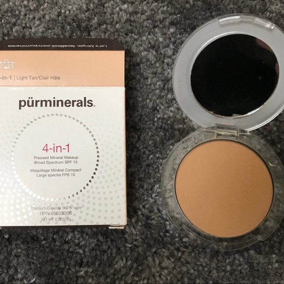 4 In 1 Pressed Mineral Makeup Foundation With Skincare Ingredients