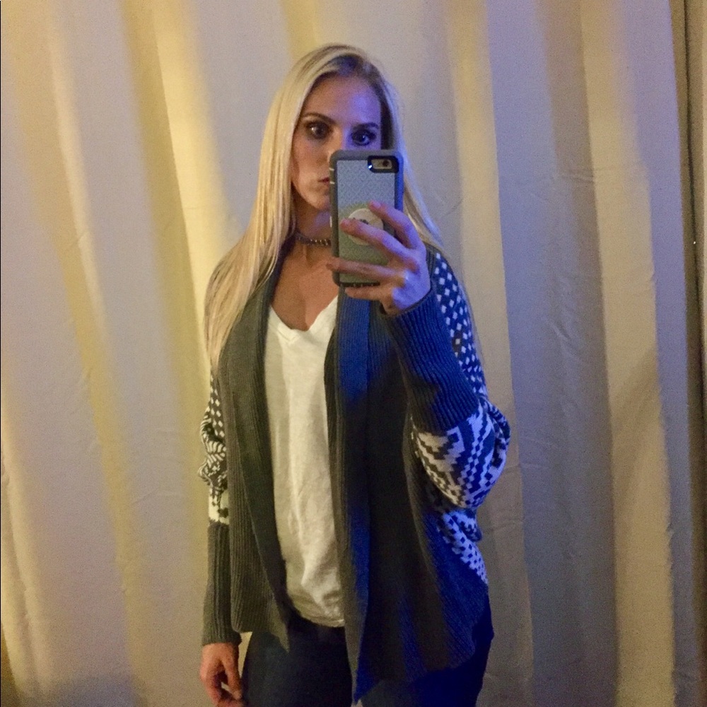 Express Cardigan