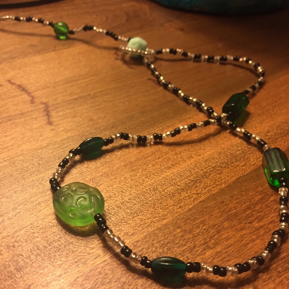 Green & Black beaded Y Necklace