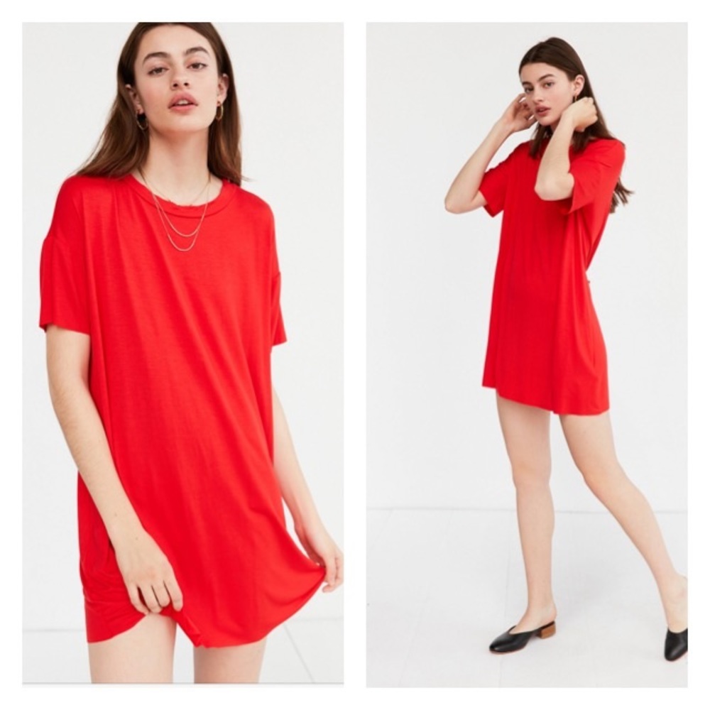 UO Silence + Noise Boxy T-shirt Dress