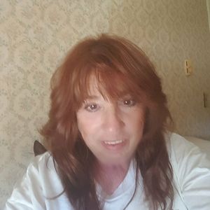 Meet your Posher, Becky