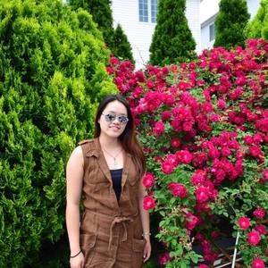 Meet your Posher, Anna