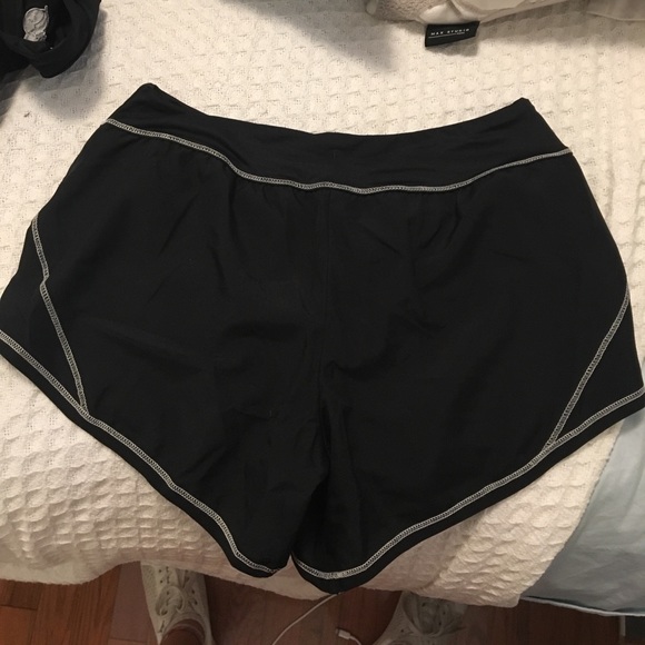 Asics running shorts - Picture 2 of 2