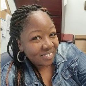 Meet your Posher, Nadia