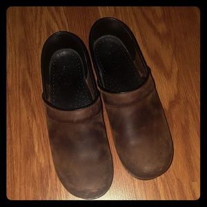 Brown Danskos
