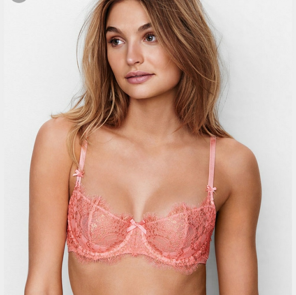 NEW Victoria's Secret 32C