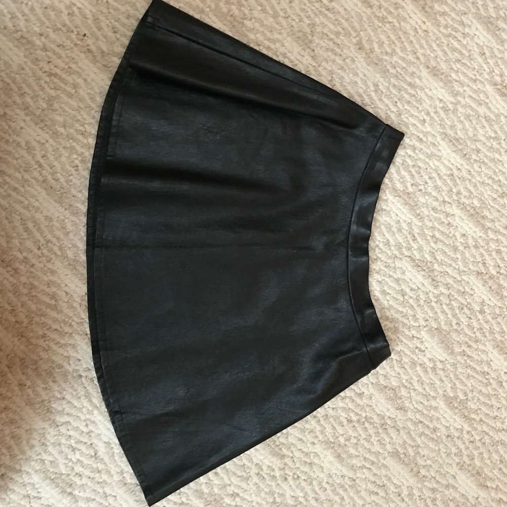 AE leather skirt