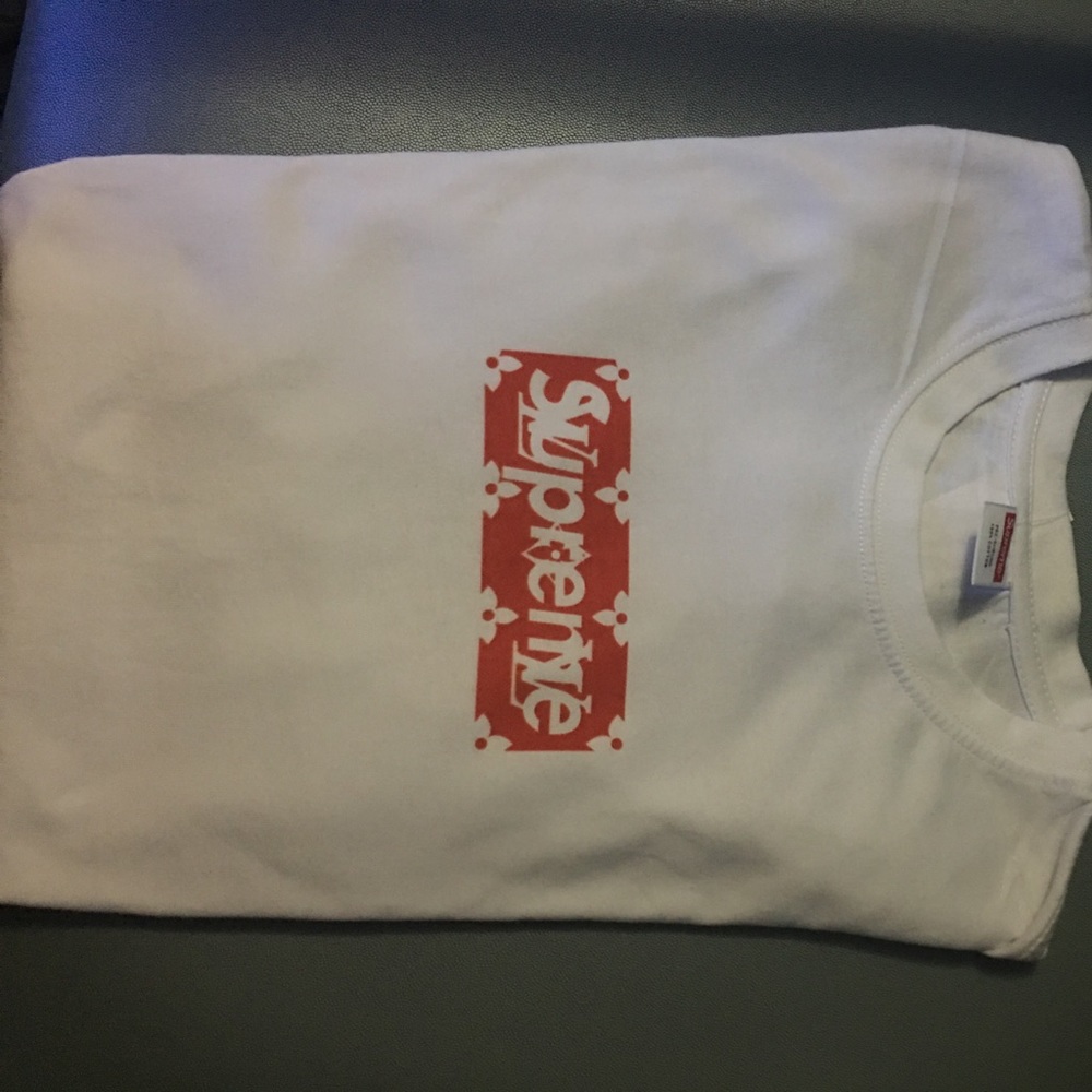 Supreme x Lv collab