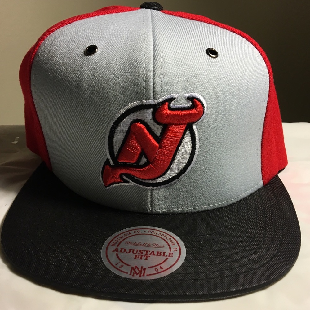 🆕Wool and Nylon adjustable M&N Cap- NJ Devils