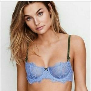 NEW Victoria's Secret 32C