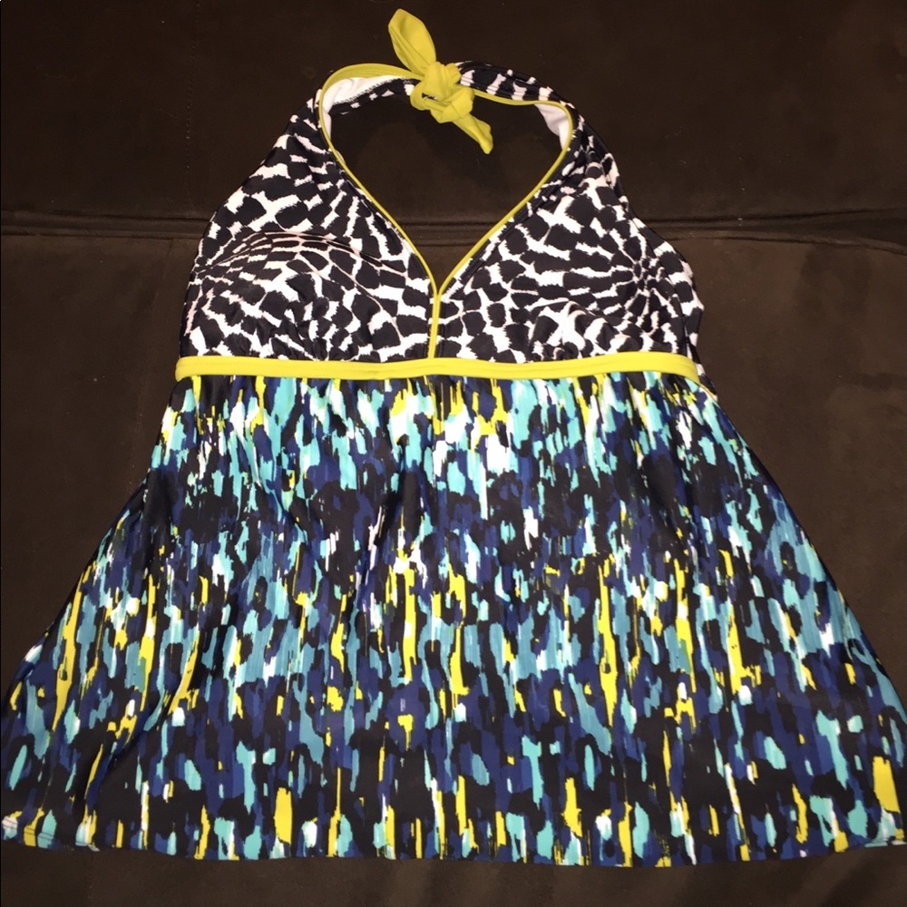 Liz Lange Maternity Tankini Top