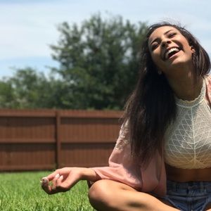 Meet your Posher, Alyssa