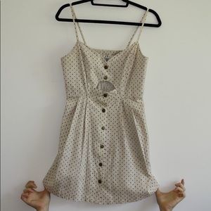 Cute cut-out dress perfect for spring/fall/summer