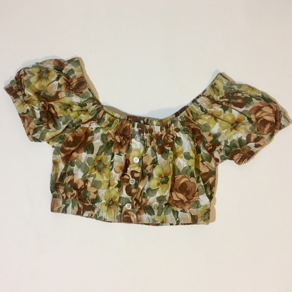 Urban outfitters crop tops floral