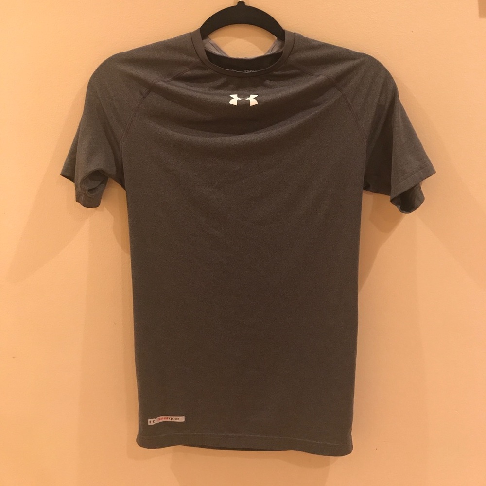 Under armour top