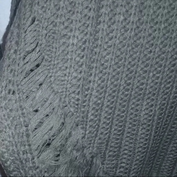 SOLD ON MERCARI - Picture 4 of 4