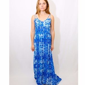 Parker Blue Pattern Silk Maxi Dress, Size L Parker Blue Pattern Silk Maxi Dress, Size L