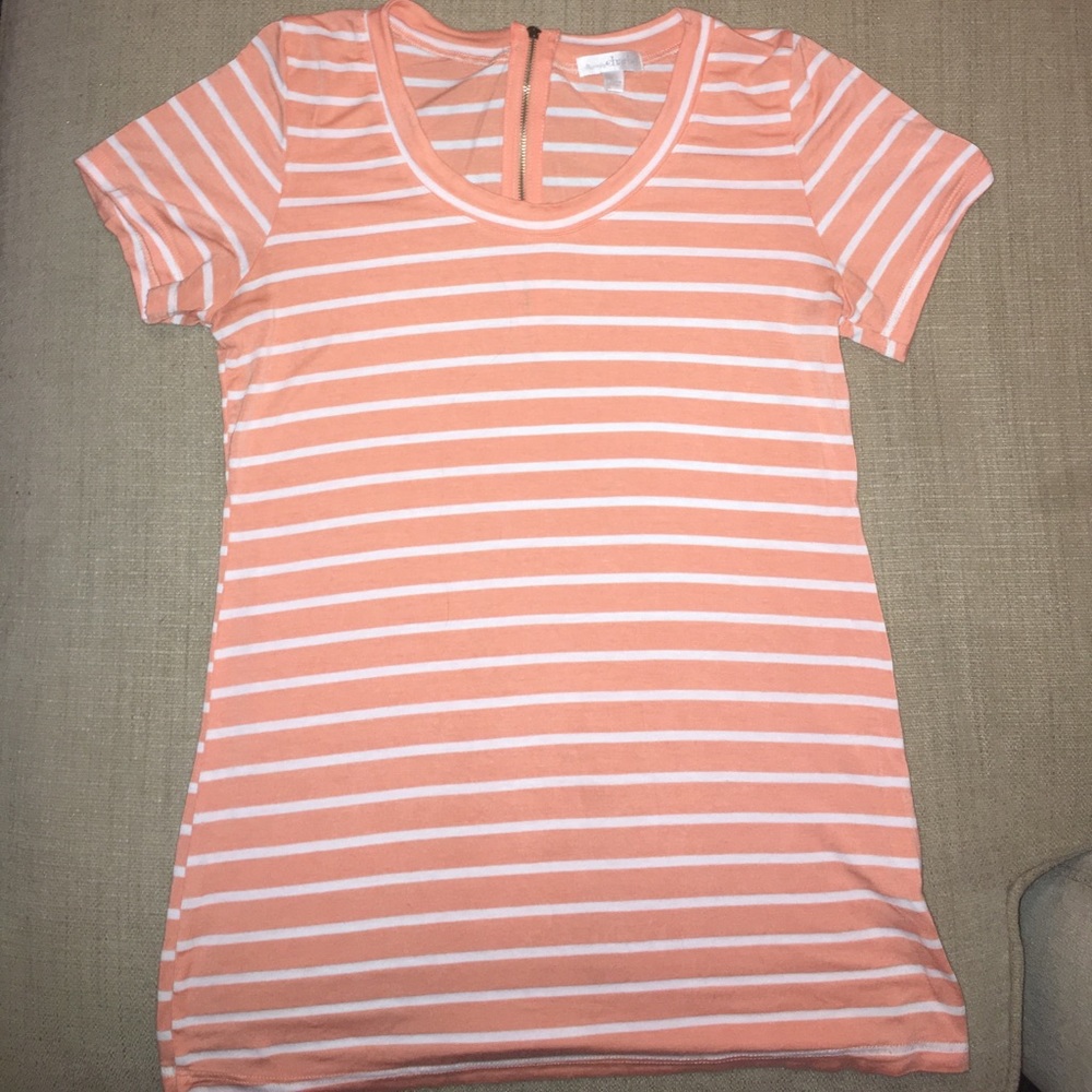 Striped scoop next with bronze zipper