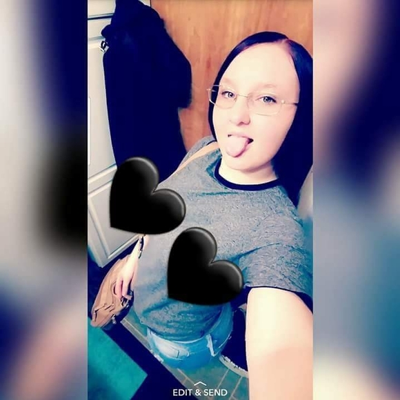 Meet your Posher, Baylee - Picture 1 of 1