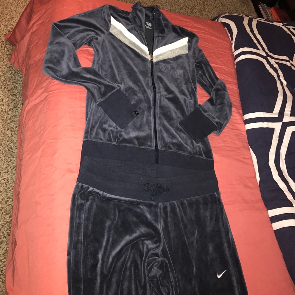 Nike Workout suit