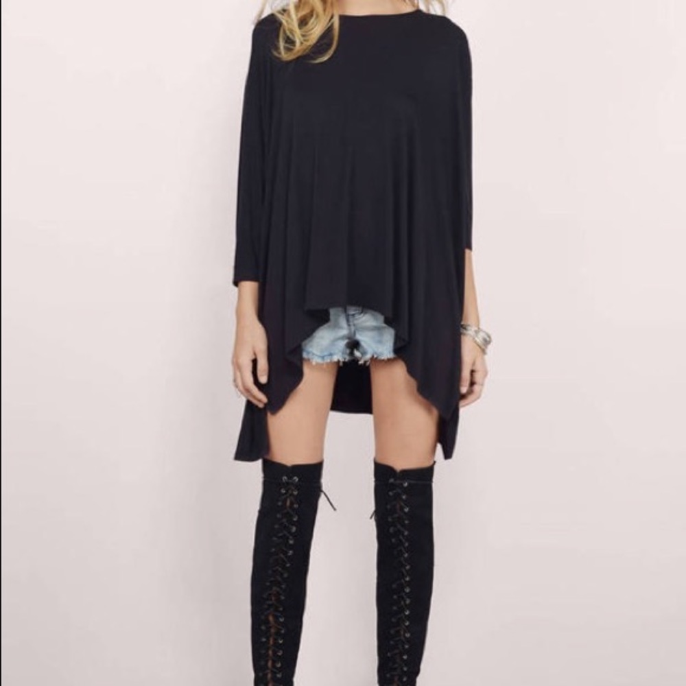 Oversized black shirt