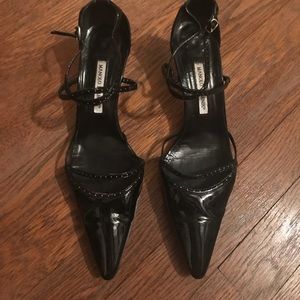 Manolo Blahnik pumps black patent 41 11 Manolo Blahnik pumps black patent 41 11