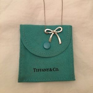 Tiffany's bow pendant necklace