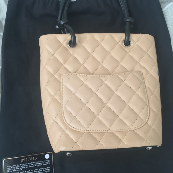 🔺SOLD🔺Authentic Chanel Cambon Petite Bucket Bag - Picture 3 of 5