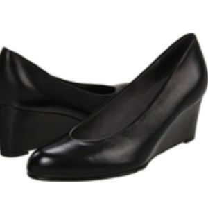 Stuart Weitzman Ambient black wedges