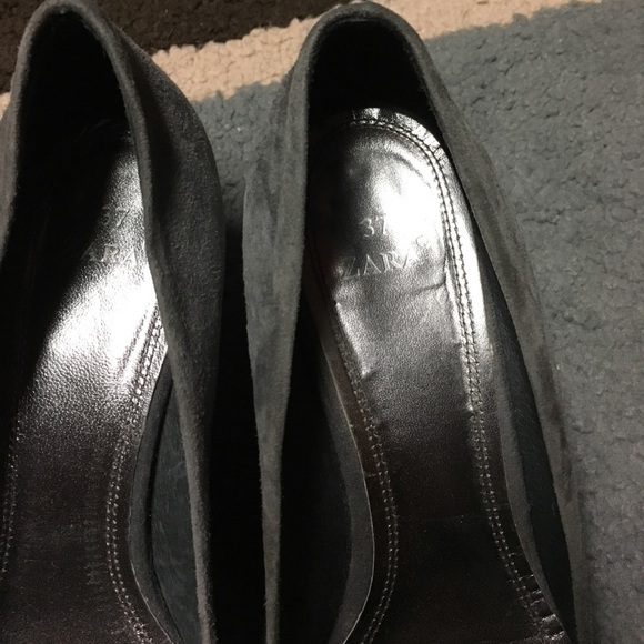 💥💕💕Host pic💕💕💥Zara grey suede wedge heel - Picture 4 of 5