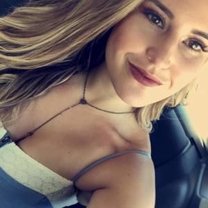 Meet your Posher, Delaney