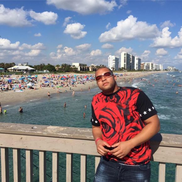 Meet your Posher, Daniel - Picture 1 of 1