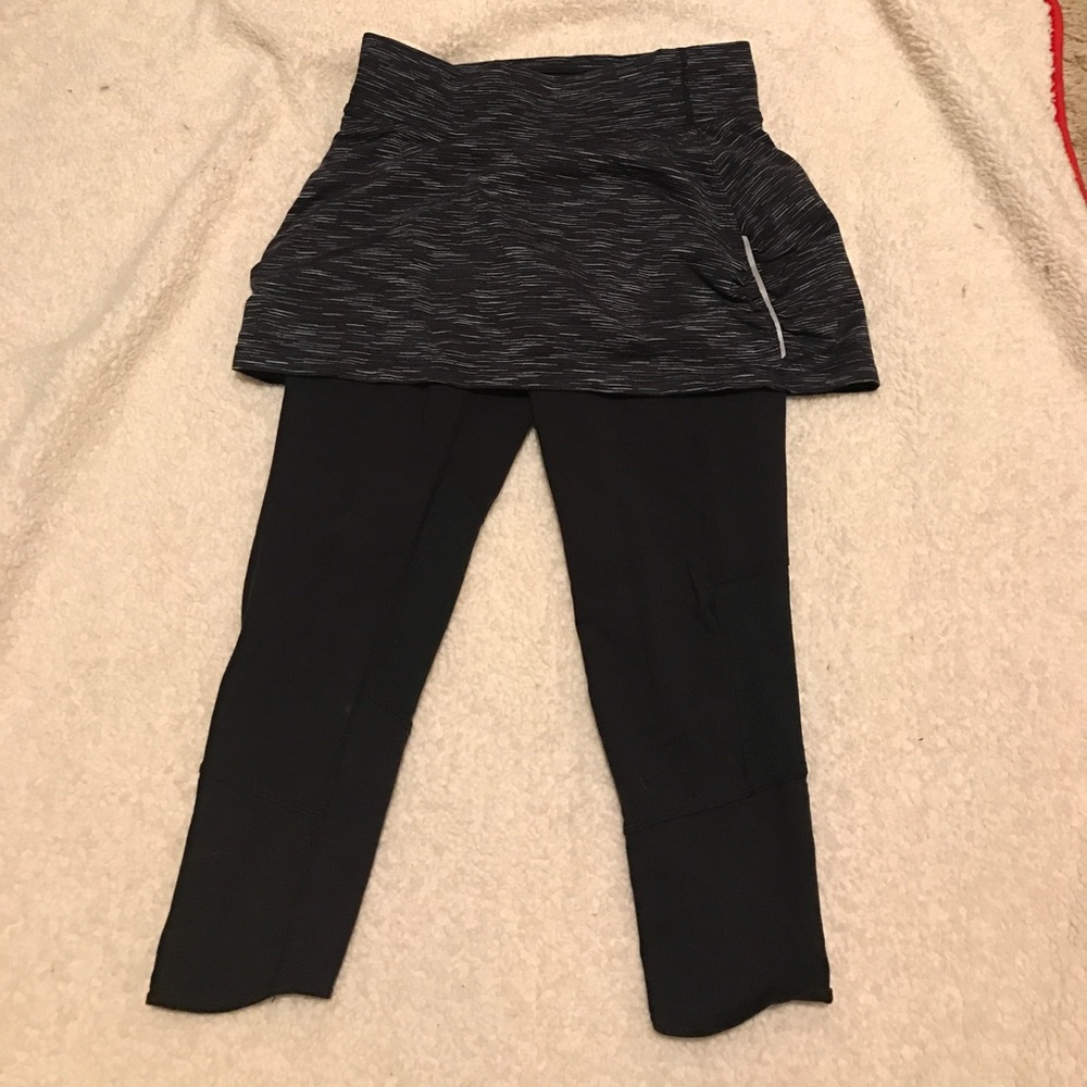 Athleta capris/skirt
