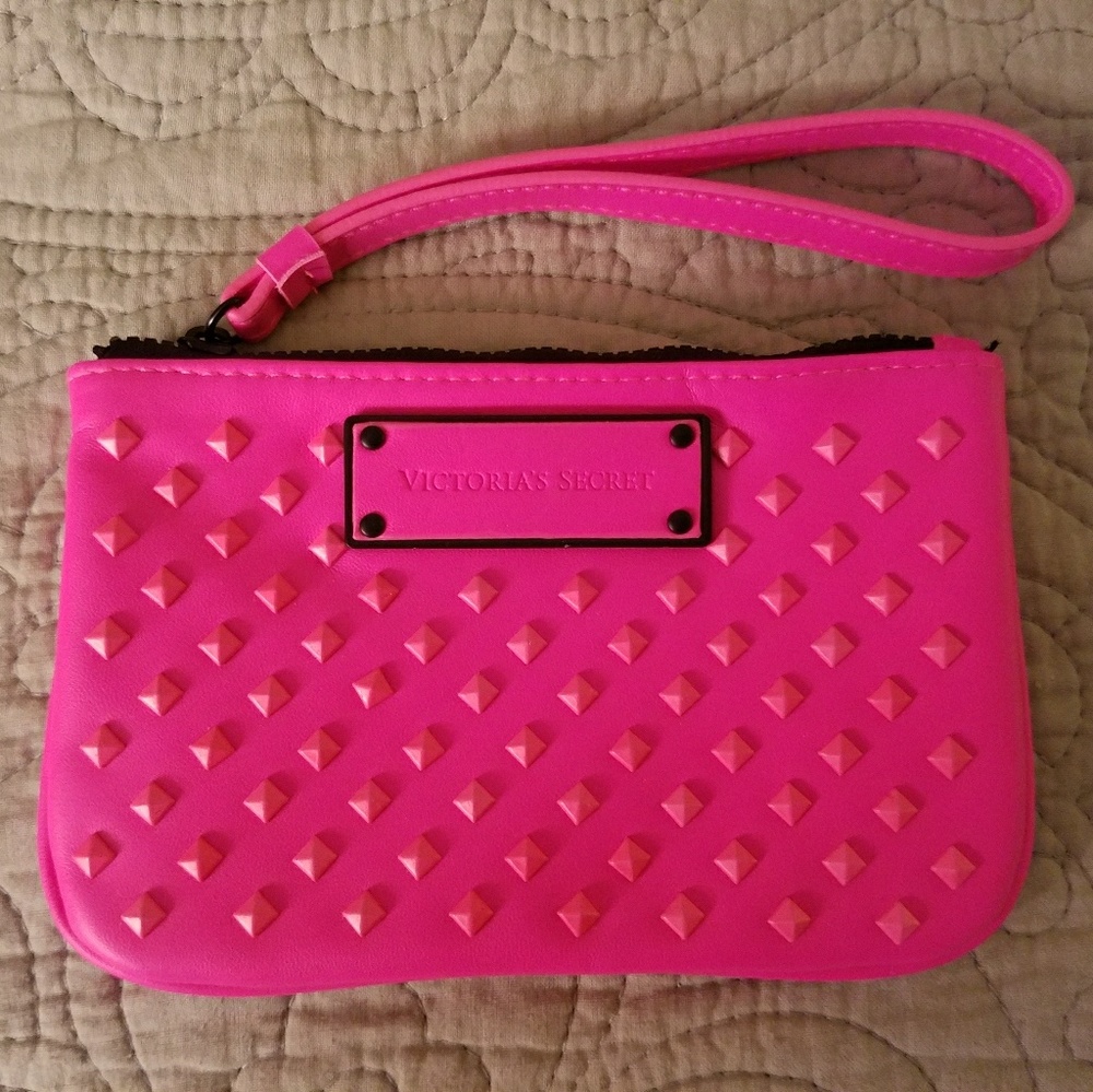 VS wristlet
