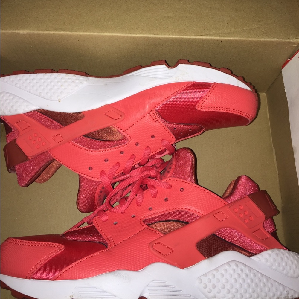 Women’s Air Huarache Run