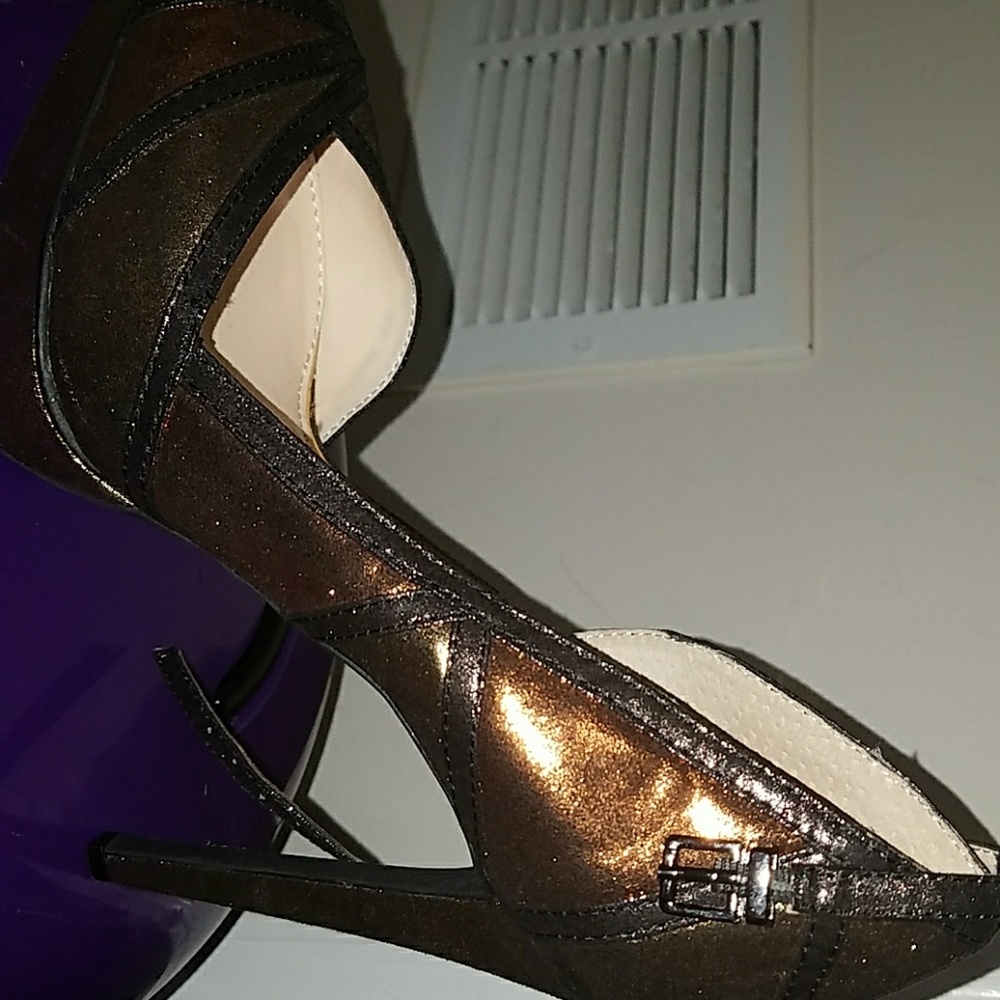 Jessica Simpson Heel
