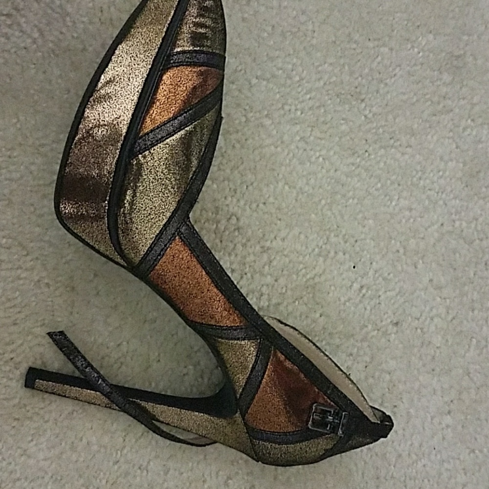 Jessica Simpson Heel - Picture 3 of 3