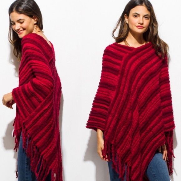 💐 Super Soft Textured Red Poncho! - Picture 3 of 3