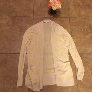 Cream and yellow Ann Taylor loft coverup Cream and yellow Ann Taylor loft coverup