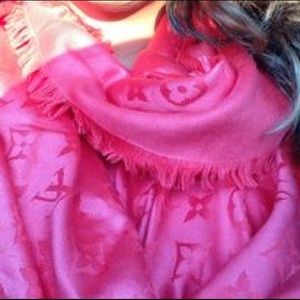 Louis Vuitton scarf