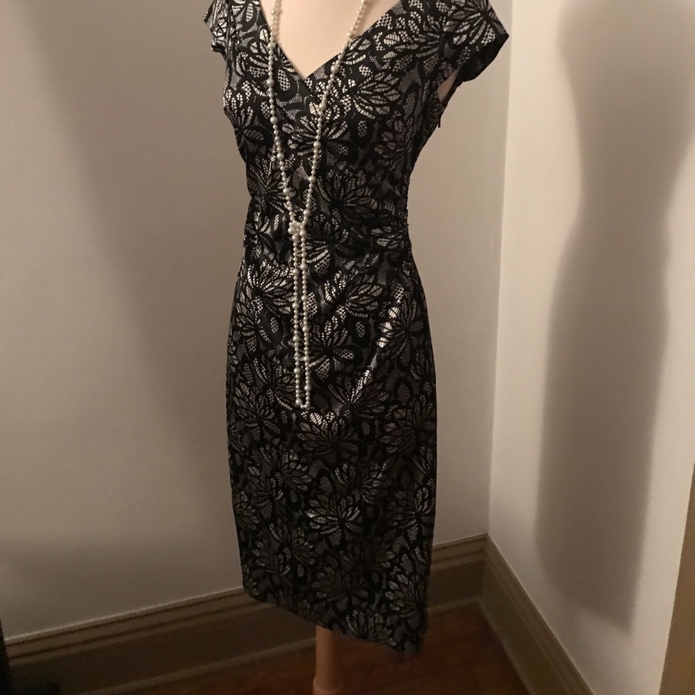 Unforgettable Maggy London formal dress