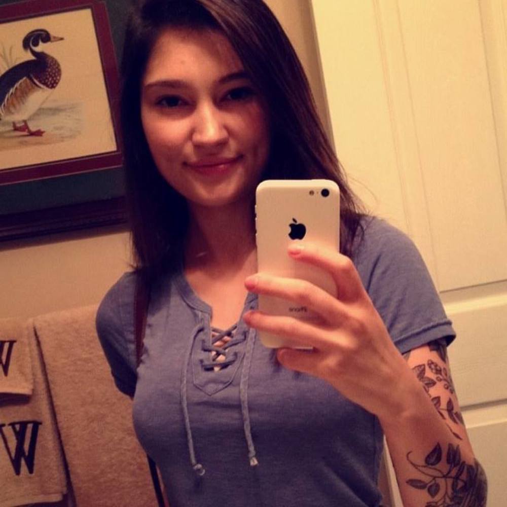 Meet your Posher, Alexis